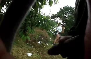 XXX Laura संभोग करणे आवडतात ग्राहकांना