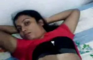 XXX तिघांनी करायचा प्रौढ तरुण प्रियकर