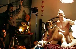 XXX पत्नी निराशेचा उदगार मास्क मध्ये