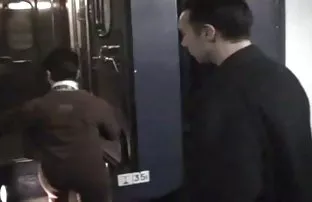 XXX रशियन निष्पाप Masturbates समोर कॅमेरा