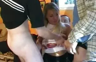 XXX उठावदार उरोज असलेली बोटांनी मांजर rubs