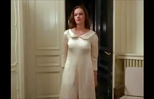 XXX हलक्या पायाने मैथुन करून घेणे आणि वीर्य वर पाय