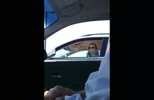 XXX Paunchy माणूस कडकपणे बूड मध्ये fucked सौंदर्य पांढरा स्टॉकिंग्ज