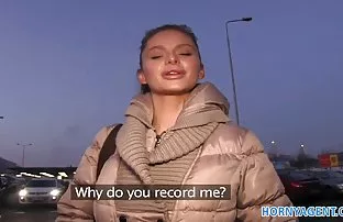 XXX याच्यावर आणि फोनवर बोलत तिचे पती